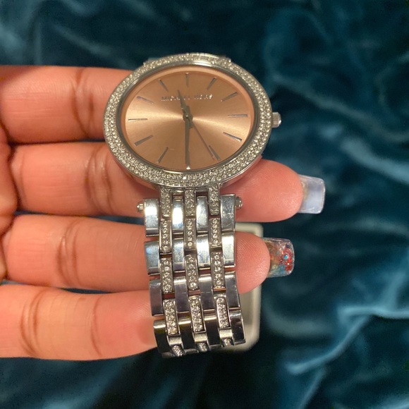 Watch - Picture 3 of 4